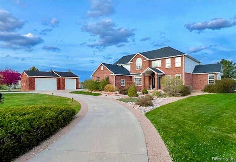 221 Mulligan Lake Dr, Mead, CO 80542
