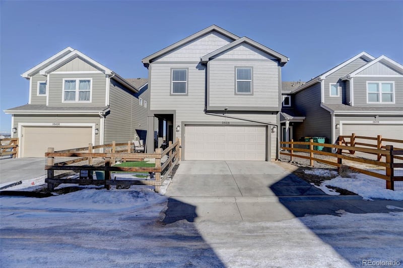 28418 E 8th Pl, Watkins, CO 80137