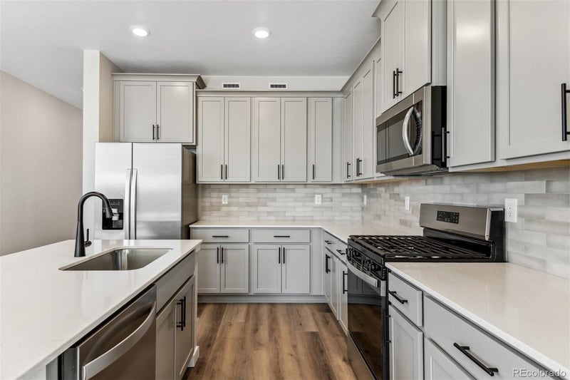 9463 Yampa Ct, Commerce City, CO 80022