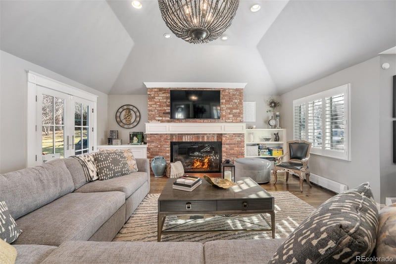 5790 Green Oaks Dr, Greenwood Village, CO 80121