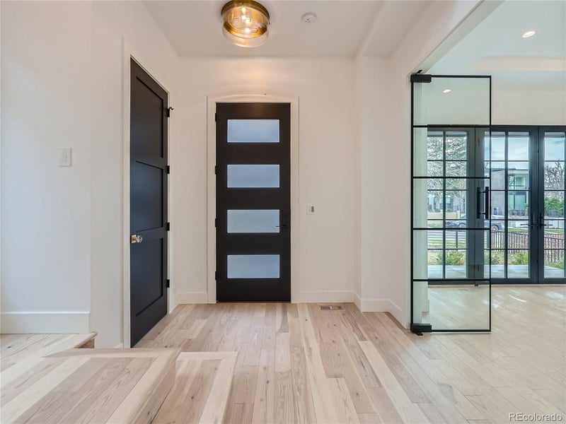 521 Milwaukee St, Denver, CO 80206
