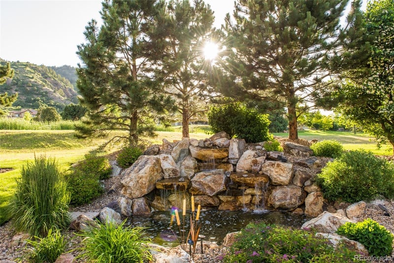 9977 Elkhorn St, Littleton, CO 80127