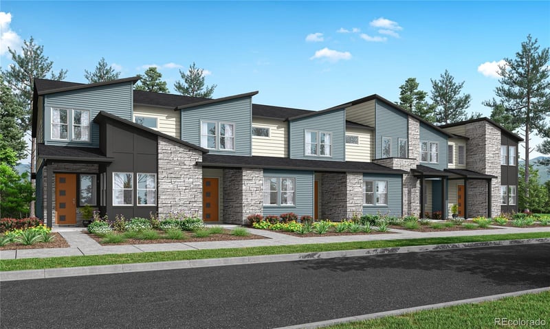 20532 58th Ave, Aurora, CO 80019