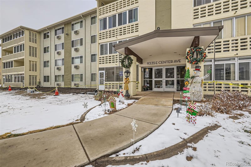 9335 Center Ave #4B, Denver, CO 80247