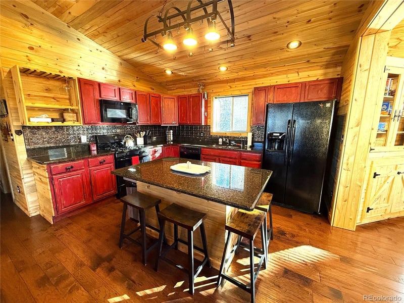 1048 Apache Trl, Como, CO 80432