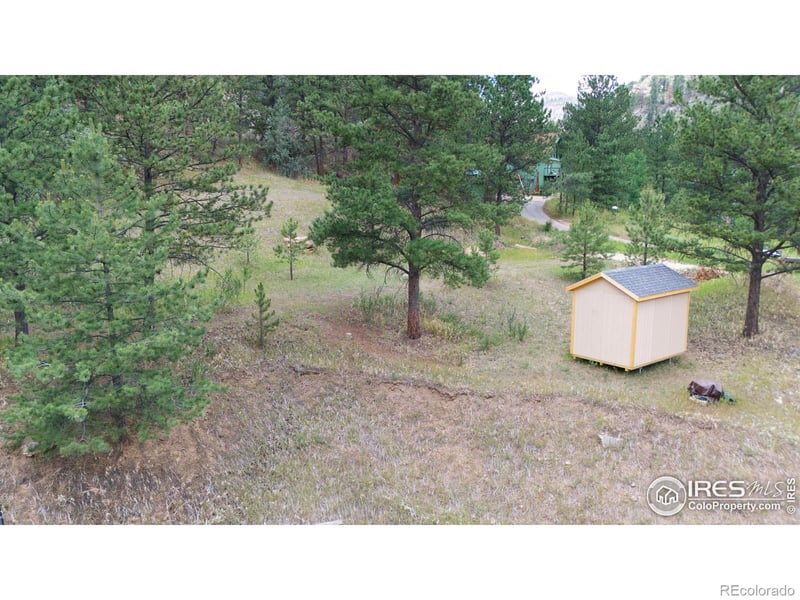 211 Streamside Dr, Glen Haven, CO 80532