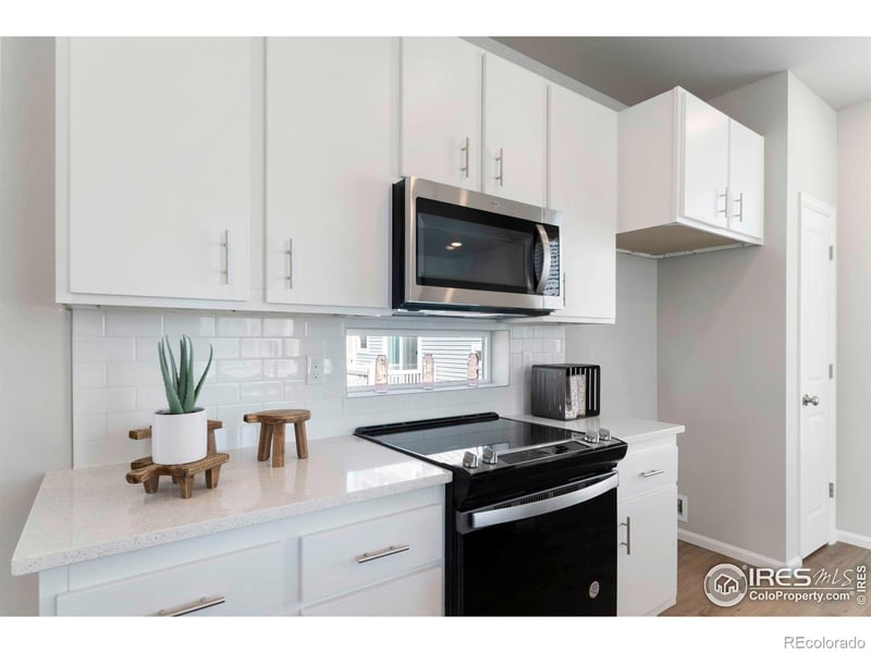 3423 Barkwood Dr, Johnstown, CO 80534