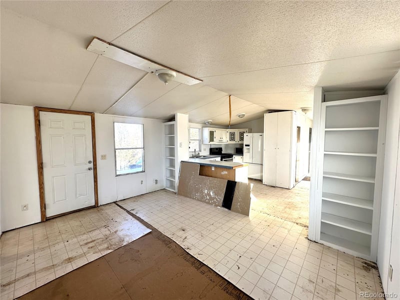 512 Colorado Ave, Arriba, CO 80804