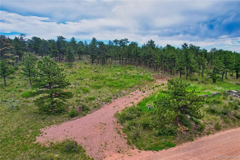 2590 Eagle Ridge Rd, Longmont, CO 80503