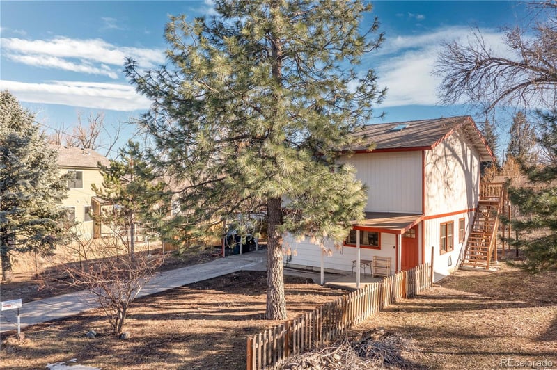11970 W Pleasant Ave, Lakewood, CO 80401