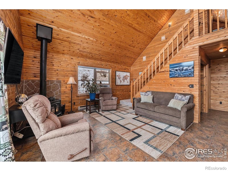 43 Gladeview Ct, Glen Haven, CO 80532