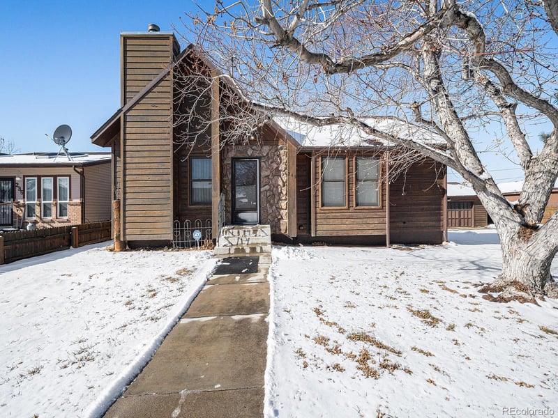 245 Cedar St, Hudson, CO 80642