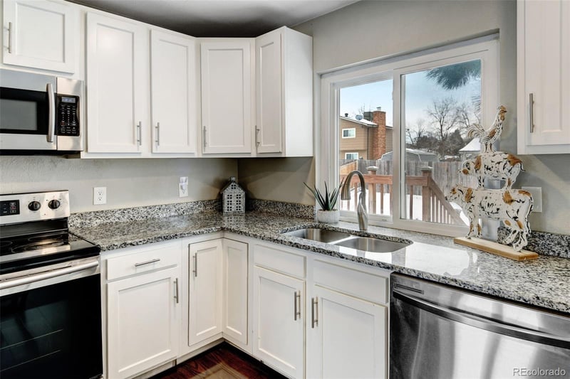 16344 Carolina Dr, Aurora, CO 80017