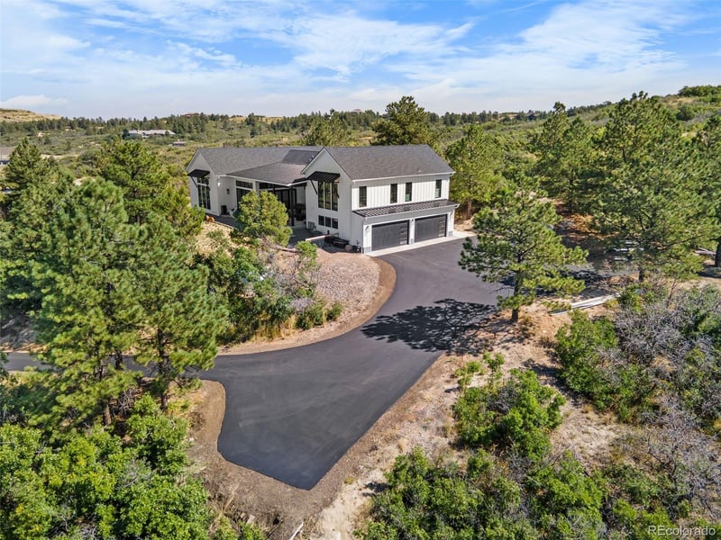 922 W Wolfensberger Rd, Castle Rock, CO 80109