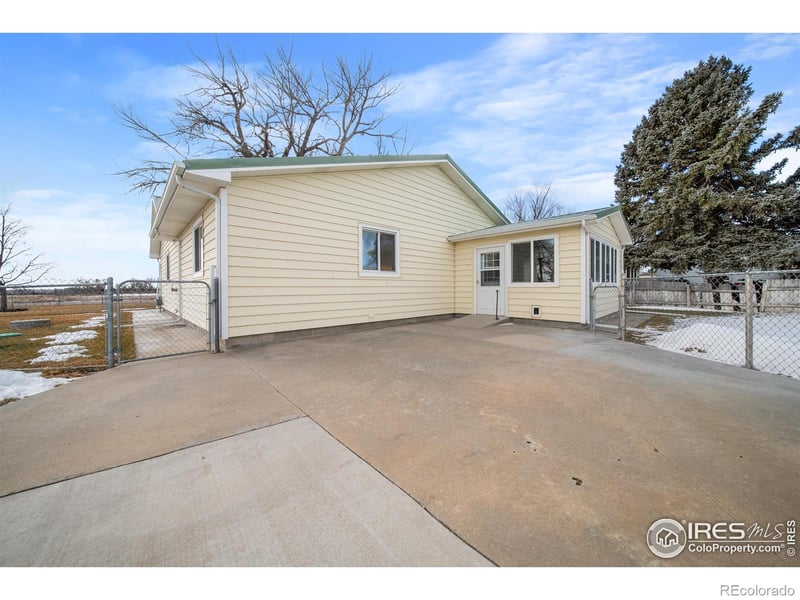 9597 County Road Y, Weldona, CO 80653