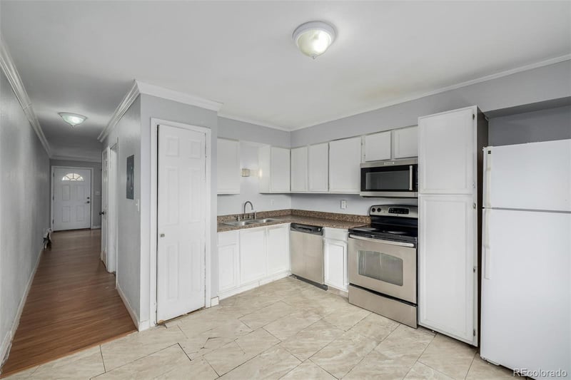 1628 Chester St, Aurora, CO 80010