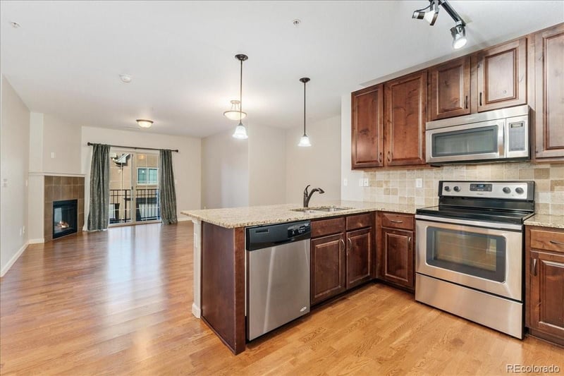 1162 Rockhurst Dr #201, Highlands Ranch, CO 80129