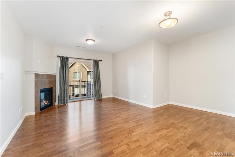 1162 Rockhurst Dr #201, Highlands Ranch, CO 80129