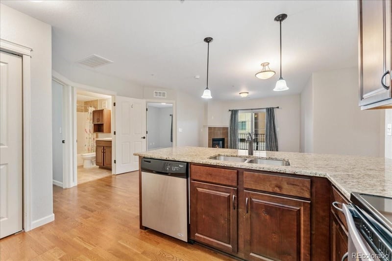 1162 Rockhurst Dr #201, Highlands Ranch, CO 80129