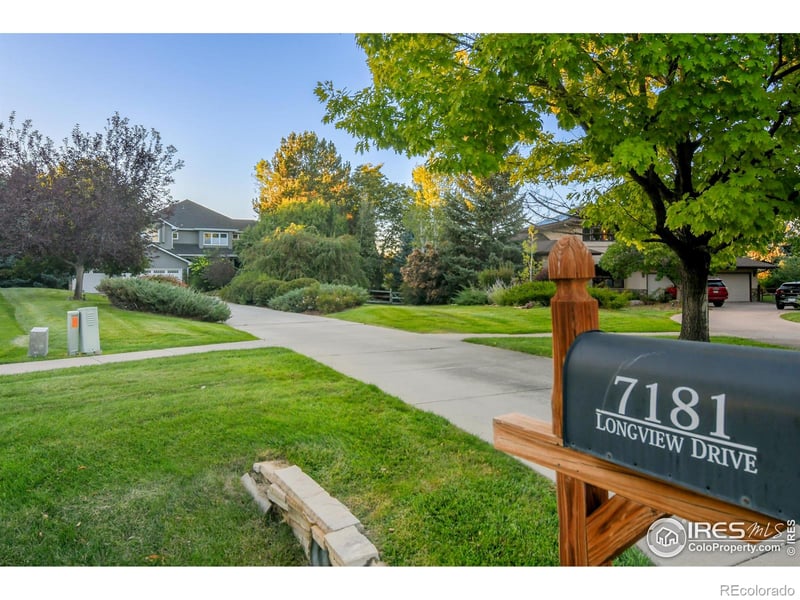 7181 Longview Dr, Niwot, CO 80503