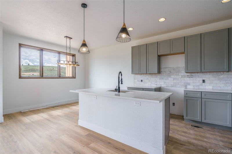 602 Paintbrush Ter, Tabernash, CO 80478