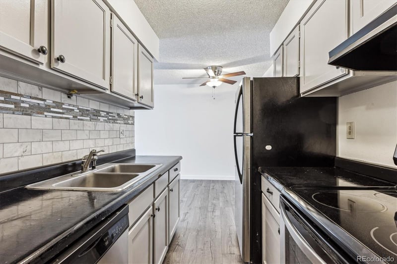 309 E Highline Cir #103, Centennial, CO 80122