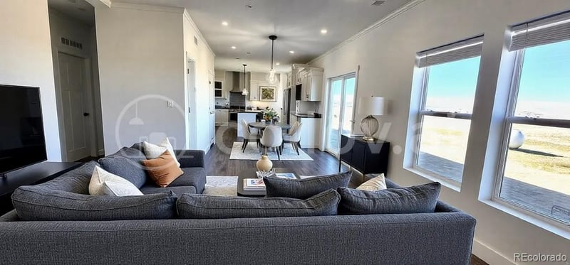 61400 E 56 Ave, Strasburg, CO 80136