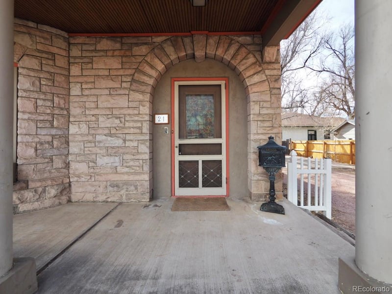 21 Polk St, Colorado Springs, CO 80907