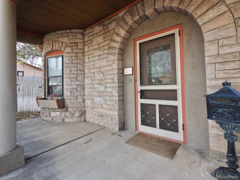 21 Polk St, Colorado Springs, CO 80907
