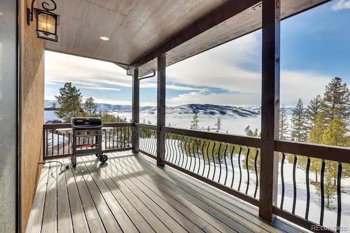 63 Gcr 897/deertrail Dr, Granby, CO 80446