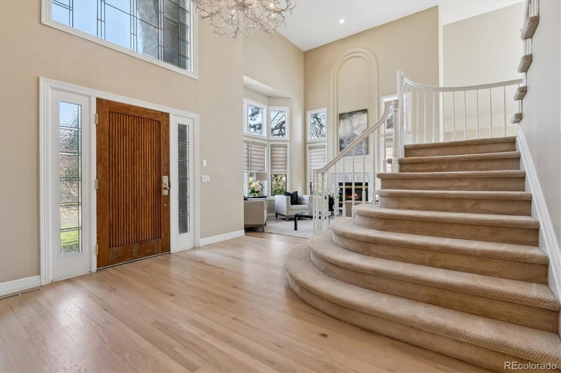 72 Falcon Hills Dr, Highlands Ranch, CO 80126