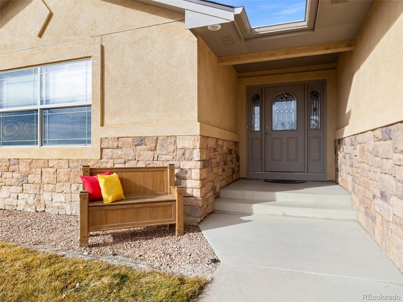 728 Lone Mesa, Pueblo, CO 81006