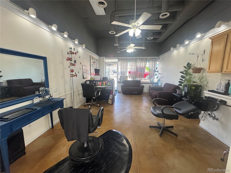 88 S Main St, Keenesburg, CO 80643