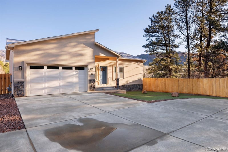 93 Greeley Blvd, Palmer Lake, CO 80133