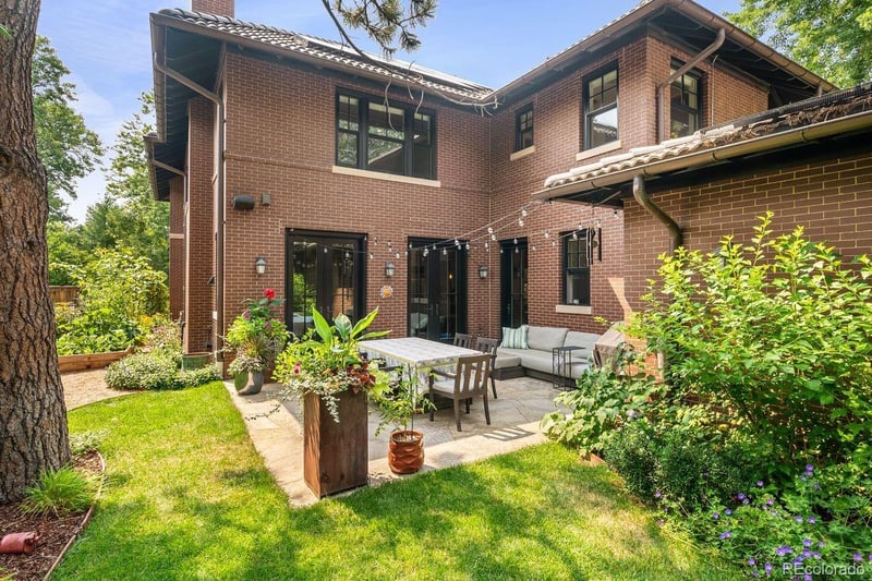 942 S Race St, Denver, CO 80209