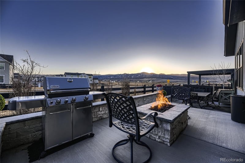 9245 Star Streak Cir, Littleton, CO 80125