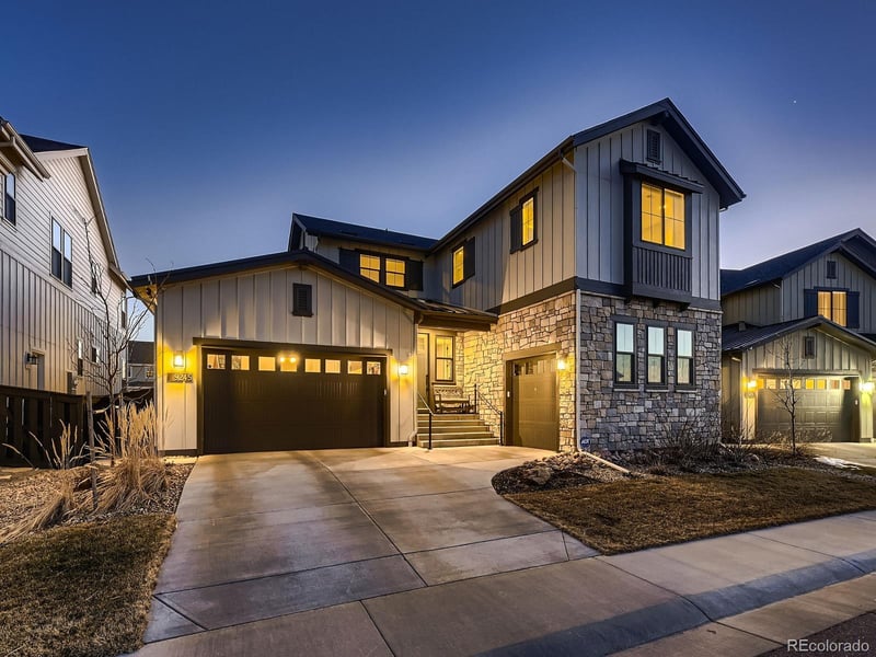 9245 Star Streak Cir, Littleton, CO 80125
