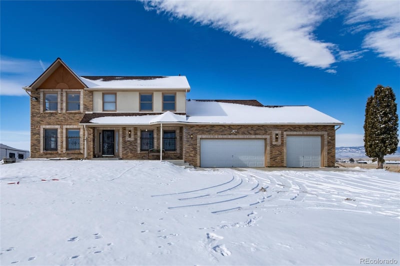 10650 Yellowstone Rd, Longmont, CO 80504