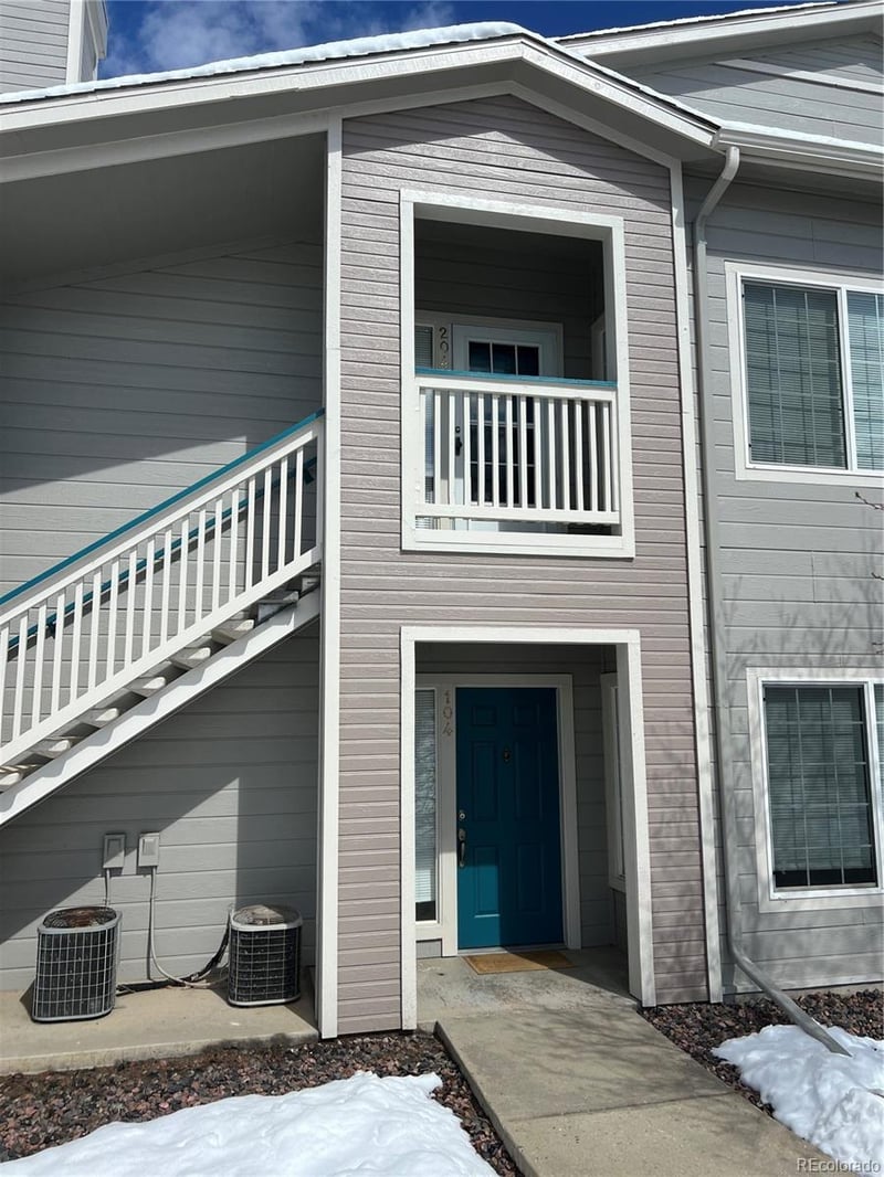 8365 Pebble Creek Way #104, Highlands Ranch, CO 80126
