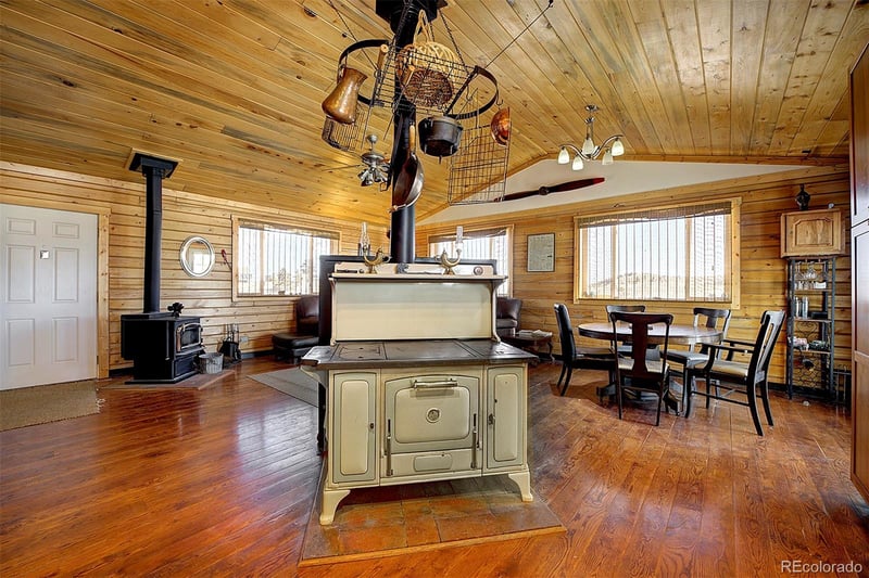 2005 Cahokia Rd, Hartsel, CO 80449