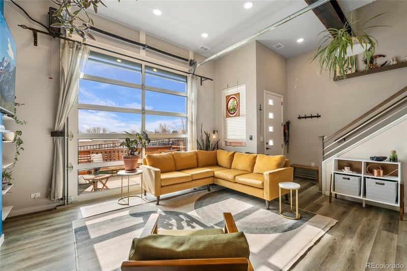 10105 Morrison Rd, Lakewood, CO 80227