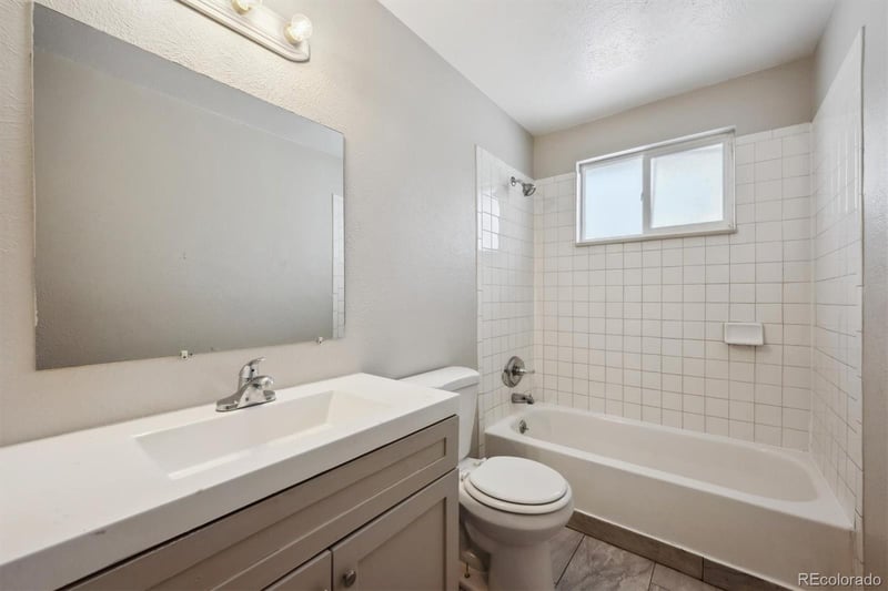 14026 E 22nd Pl, Aurora, CO 80011
