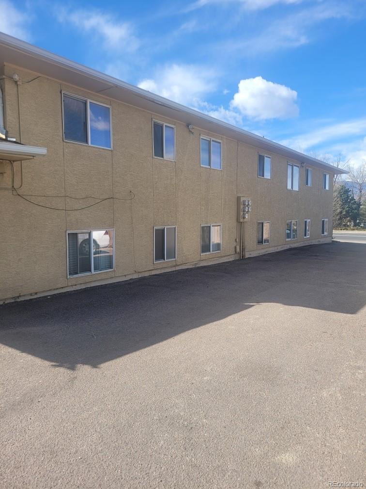4320 Airport Rd, Colorado Springs, CO 80916