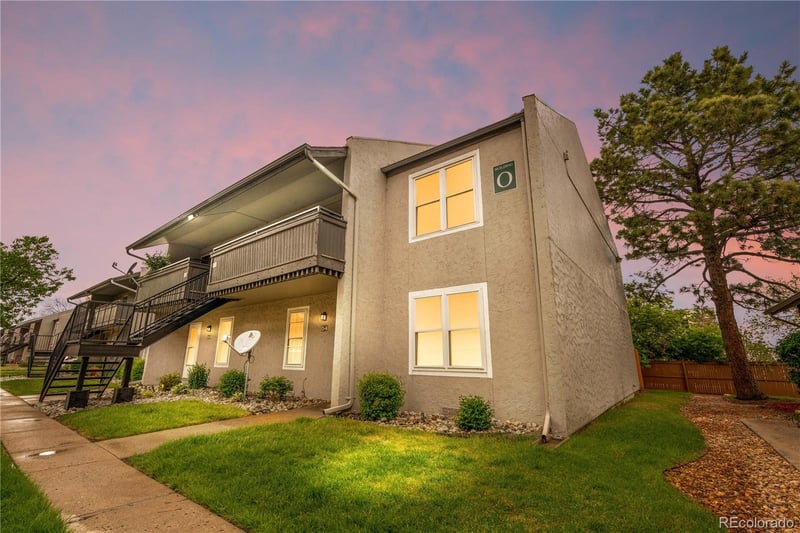 7110 Gaylord St #7, Centennial, CO 80122