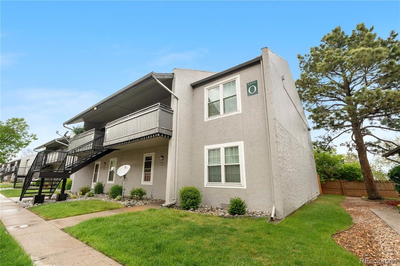 7110 Gaylord St #7, Centennial, CO 80122