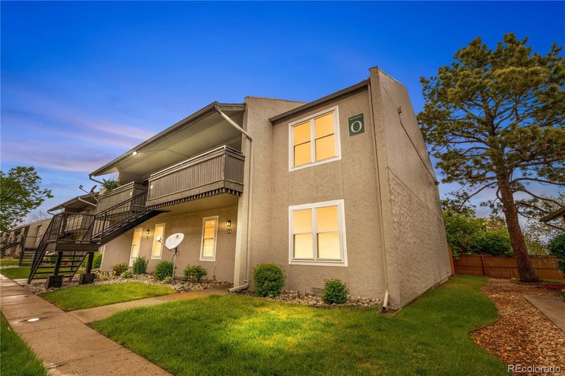 7110 Gaylord St #7, Centennial, CO 80122