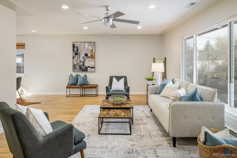 4470 W Lakeridge Rd, Denver, CO 80219