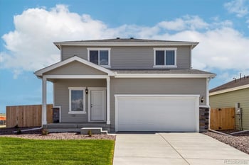 48290 Shetland Dr, Bennett, CO 80102