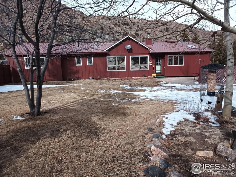 209 Crown Point Dr, Bellvue, CO 80512
