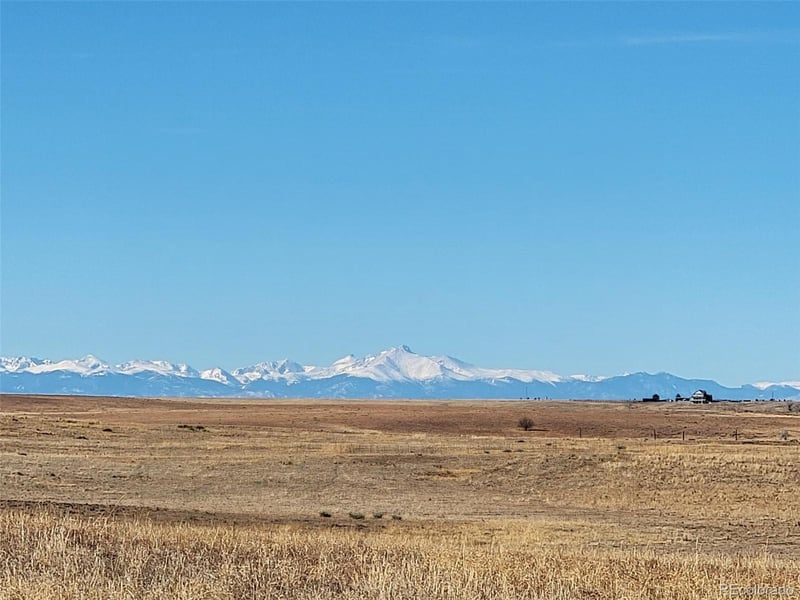56315 E 74th Ave, Strasburg, CO 80136